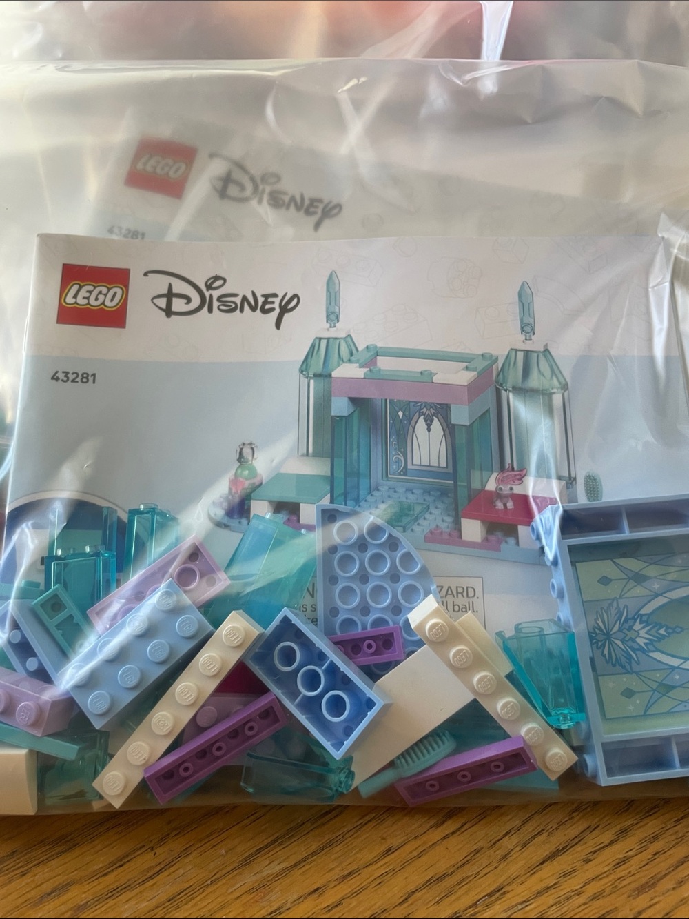 LEGO Disney Elsa's Ice Castle & Snow Ride Adventure 43281 Opened Box - Picture 8 of 14